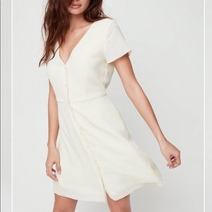 Aritzia Nazaire Dress in “Mellow Yellow”